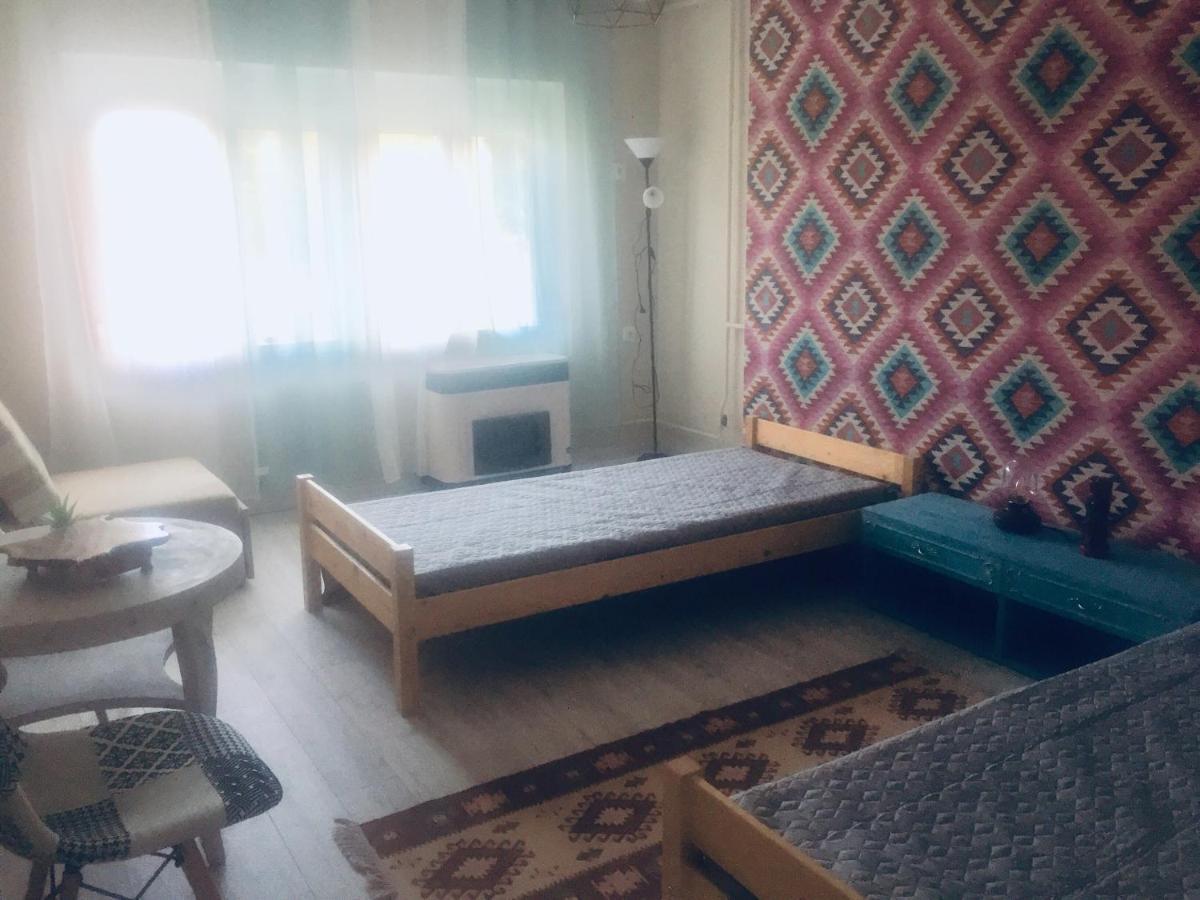 Lelle-kert Apartman 02 Balatonlelle Eksteriør bilde